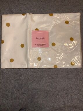 Kate Spade Gold Scatter Dot Placemats Set